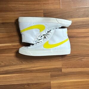 Nike Blazer Mid “77 vintage ‘OptiYellow’
